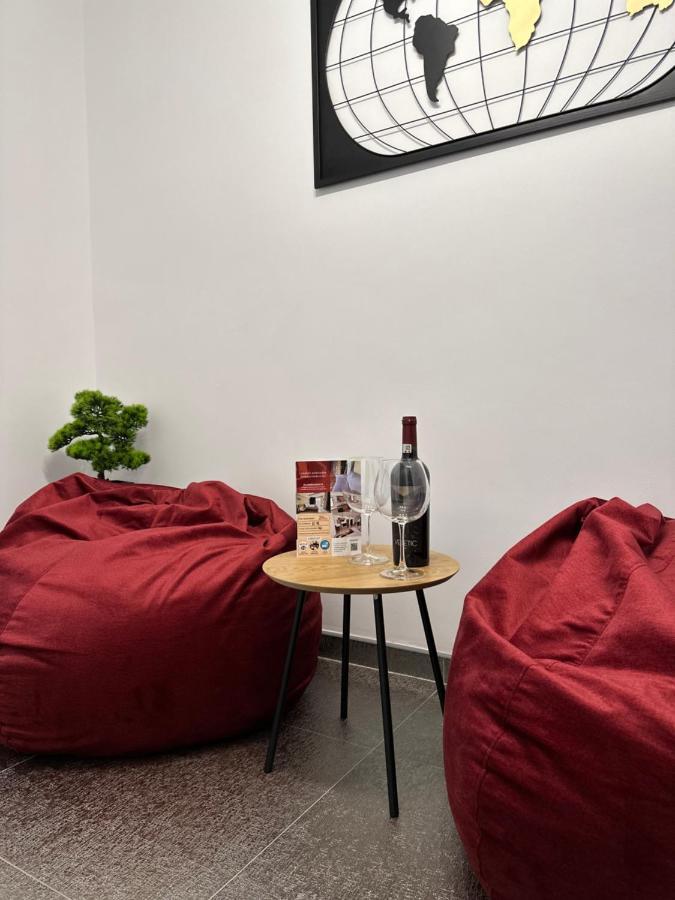 Xox Comfort Obregia Bucharest Exterior photo